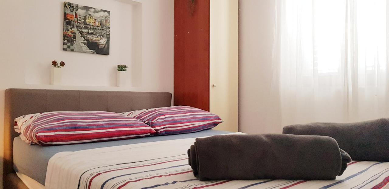 Apartman Beus Makarska Esterno foto