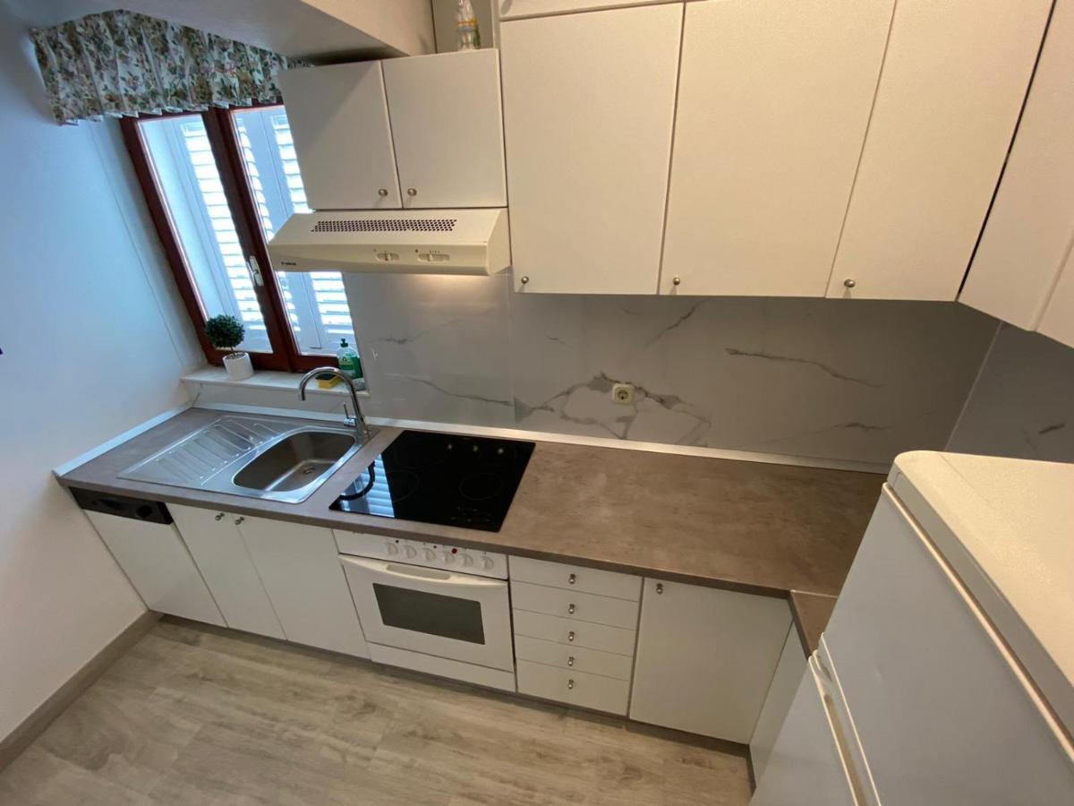 Apartman Beus Makarska Esterno foto