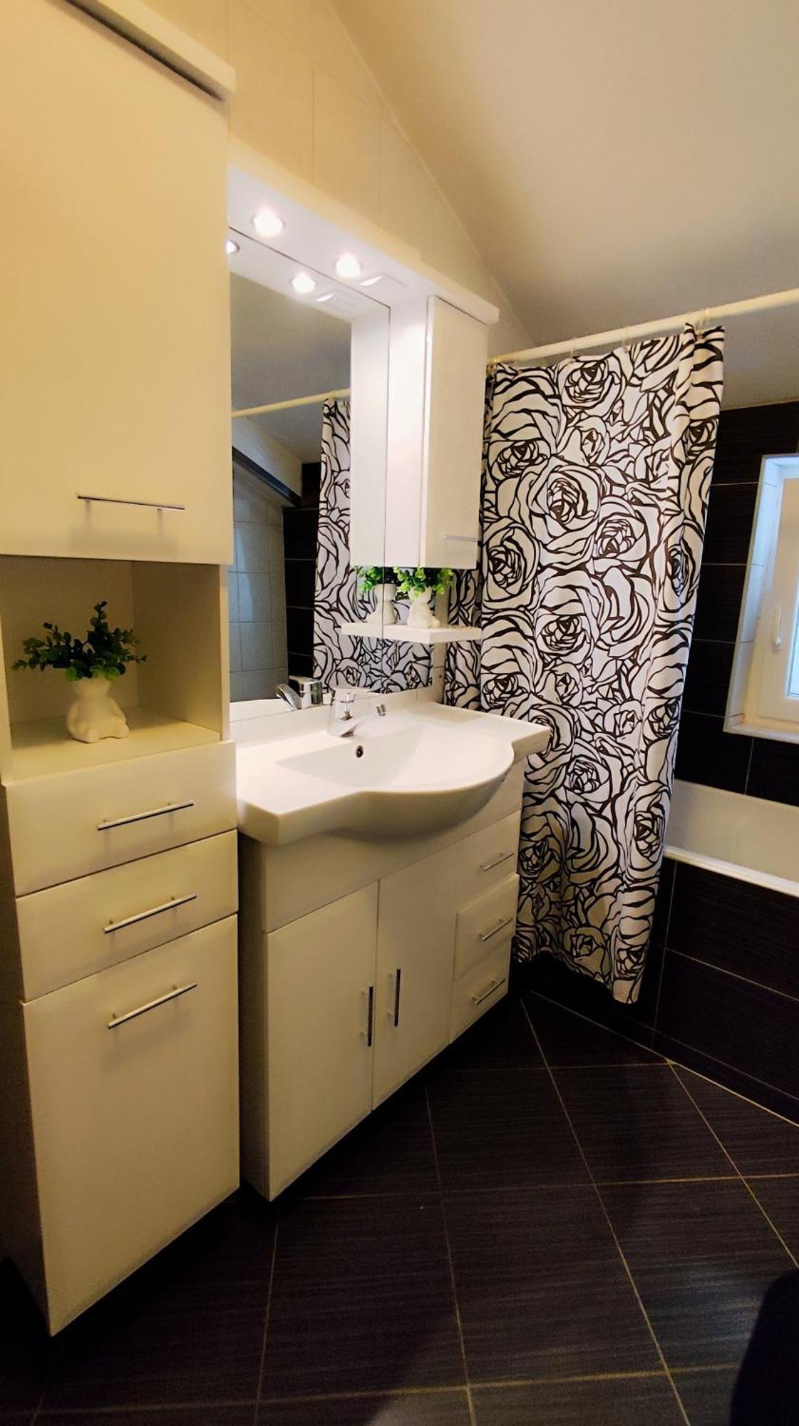 Apartman Beus Makarska Esterno foto